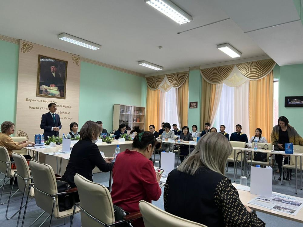 Республиканский научно-методический семинар «Вопросы обучения казахскому языку и современные педагогические технологии» состоялся успешно